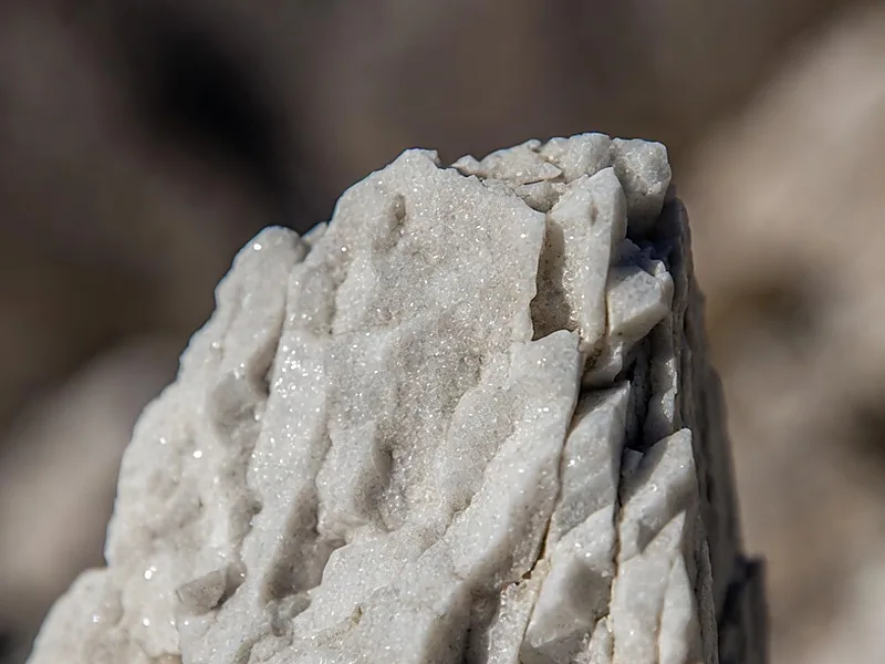 Dolomite, industrial minerals supplied by Duara Group for the mining & minerals sector