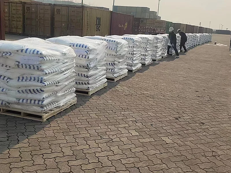 Fertilisers, agrochemicals & fertilisers equipment supplied by Duara Group for the agriculture sector