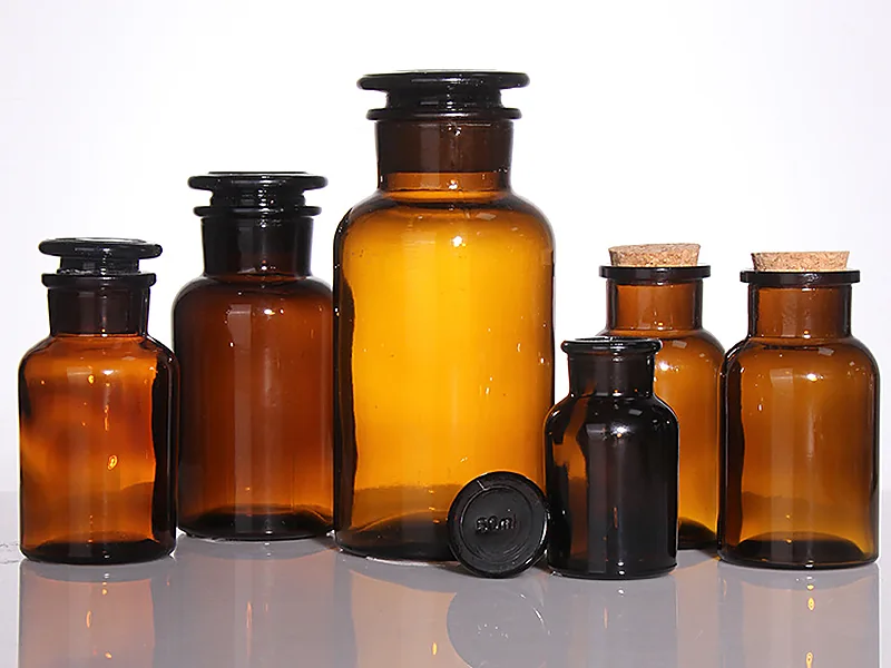 Laboratory Reagents, laboratory consumables equipment supplied by Duara Group for the healthcare & medical sector